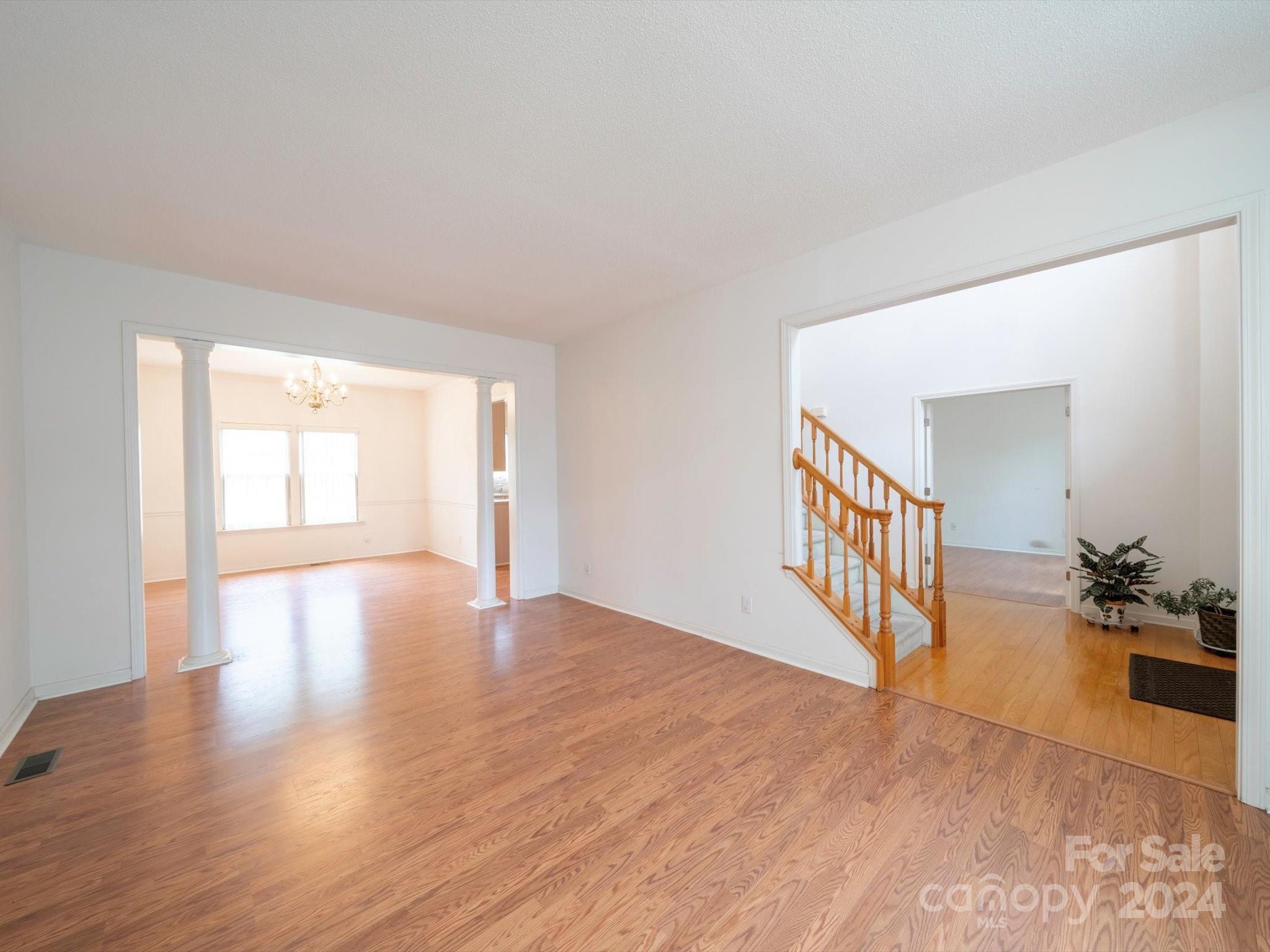 Charlotte, North Carolina, 28269, United States, 5 Bedrooms Bedrooms, ,3 BathroomsBathrooms,Residential,For Sale,1930006
