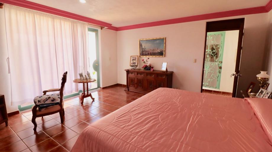 Manuel Gutierrez Najera, Morelia, Michoacán de Ocampo, 58090, Mexico, 4 Bedrooms Bedrooms, ,3 BathroomsBathrooms,Residential,For Sale,Manuel Gutierrez Najera,1612996