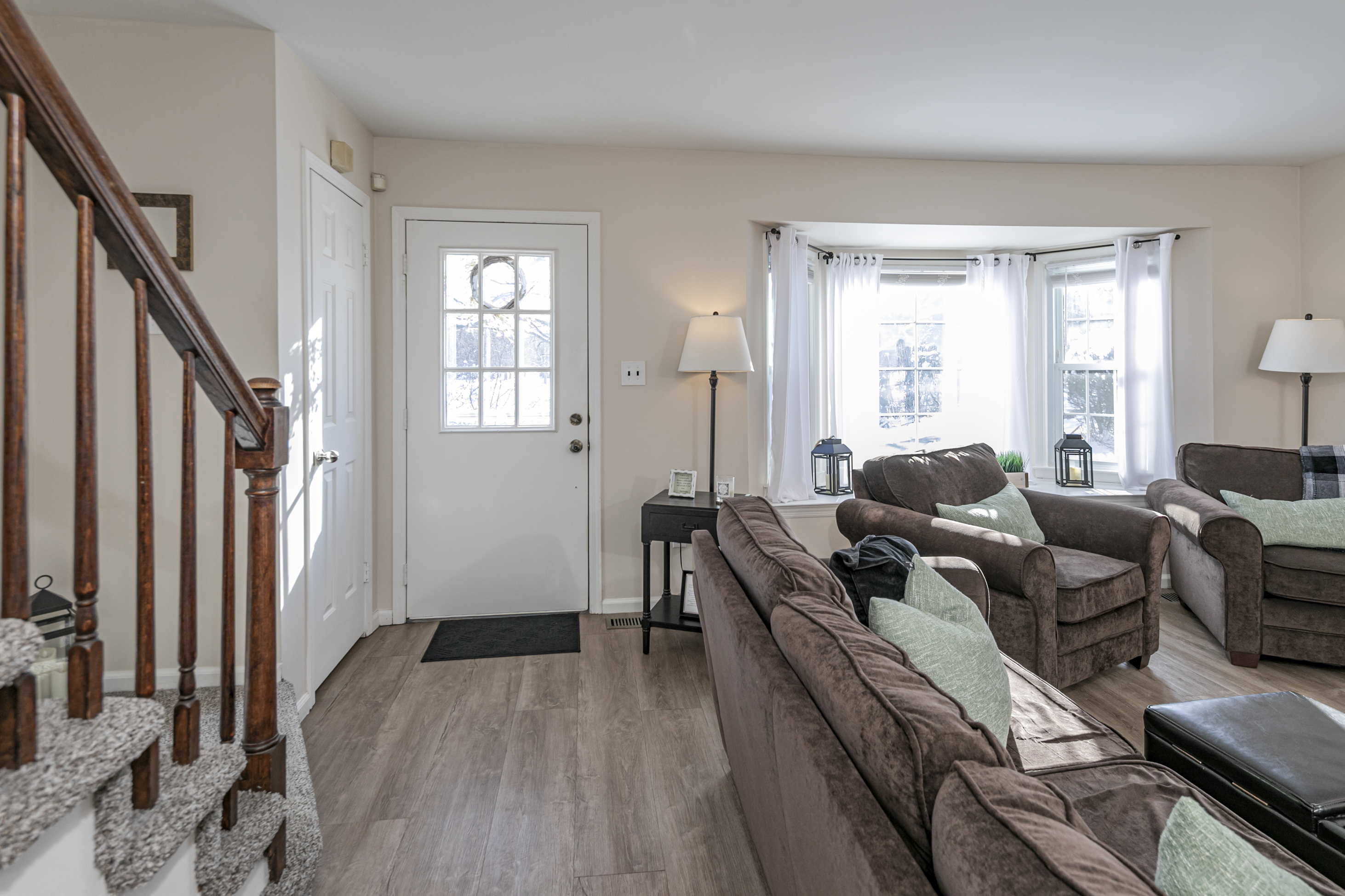  Williamsburg Square Townhouse with New Kitchen, Floors & Bath - 物件實景