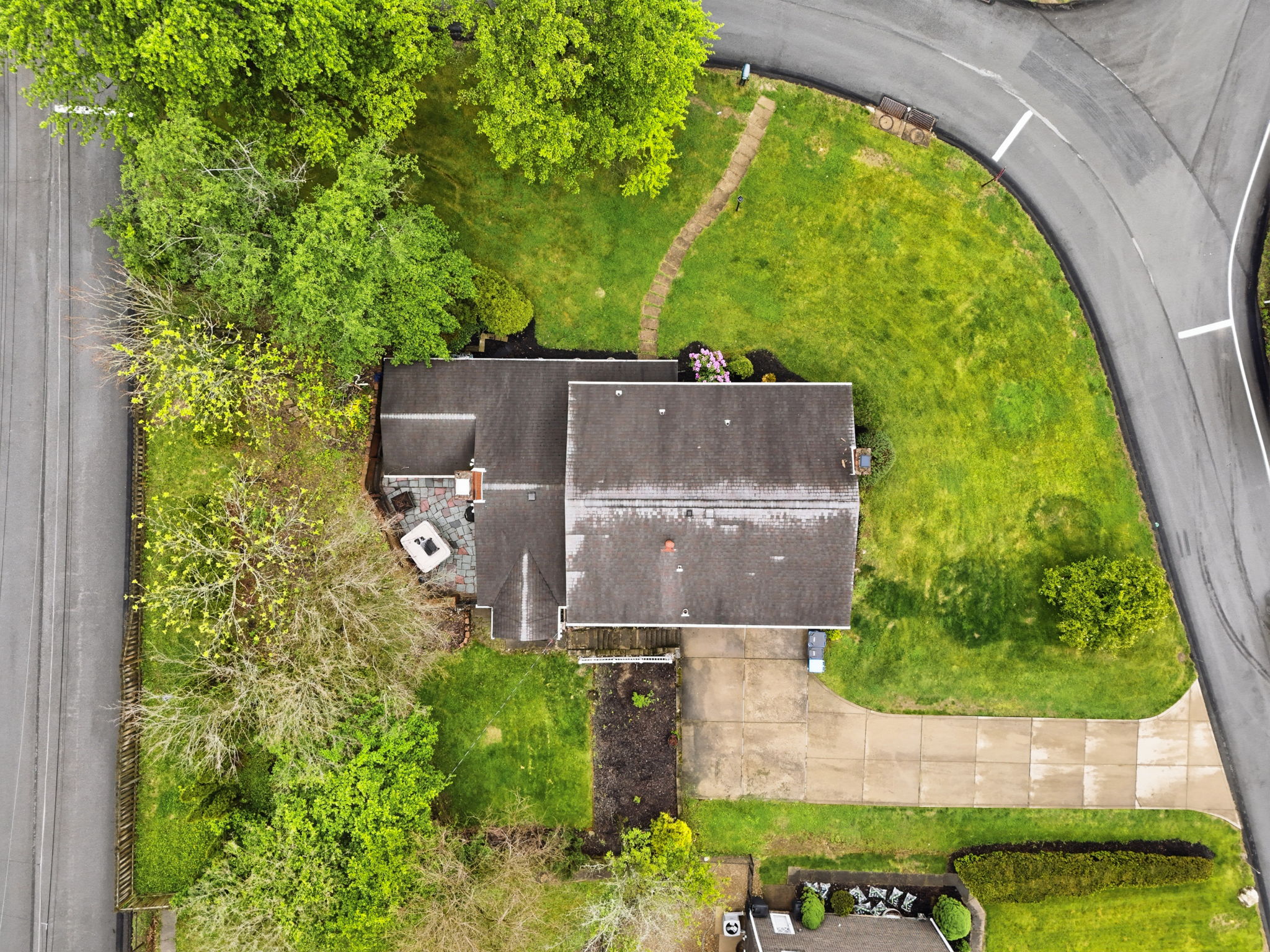  116 Hawthorne Drive, Pittsburgh, PA 15235 - 物件實景