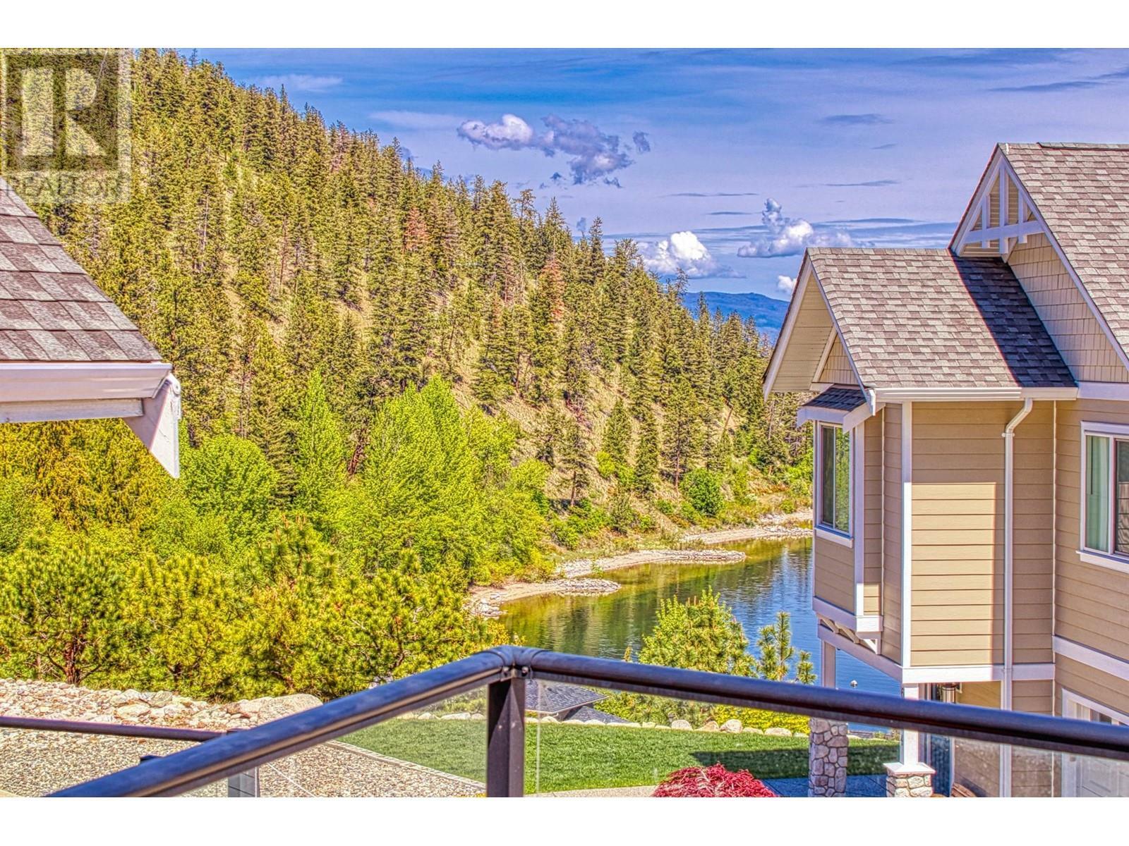 KELOWNA, British Columbia, V1Z 3R8, CA, 3 Bedrooms Bedrooms, ,2 BathroomsBathrooms,Residential,For Sale,1838856