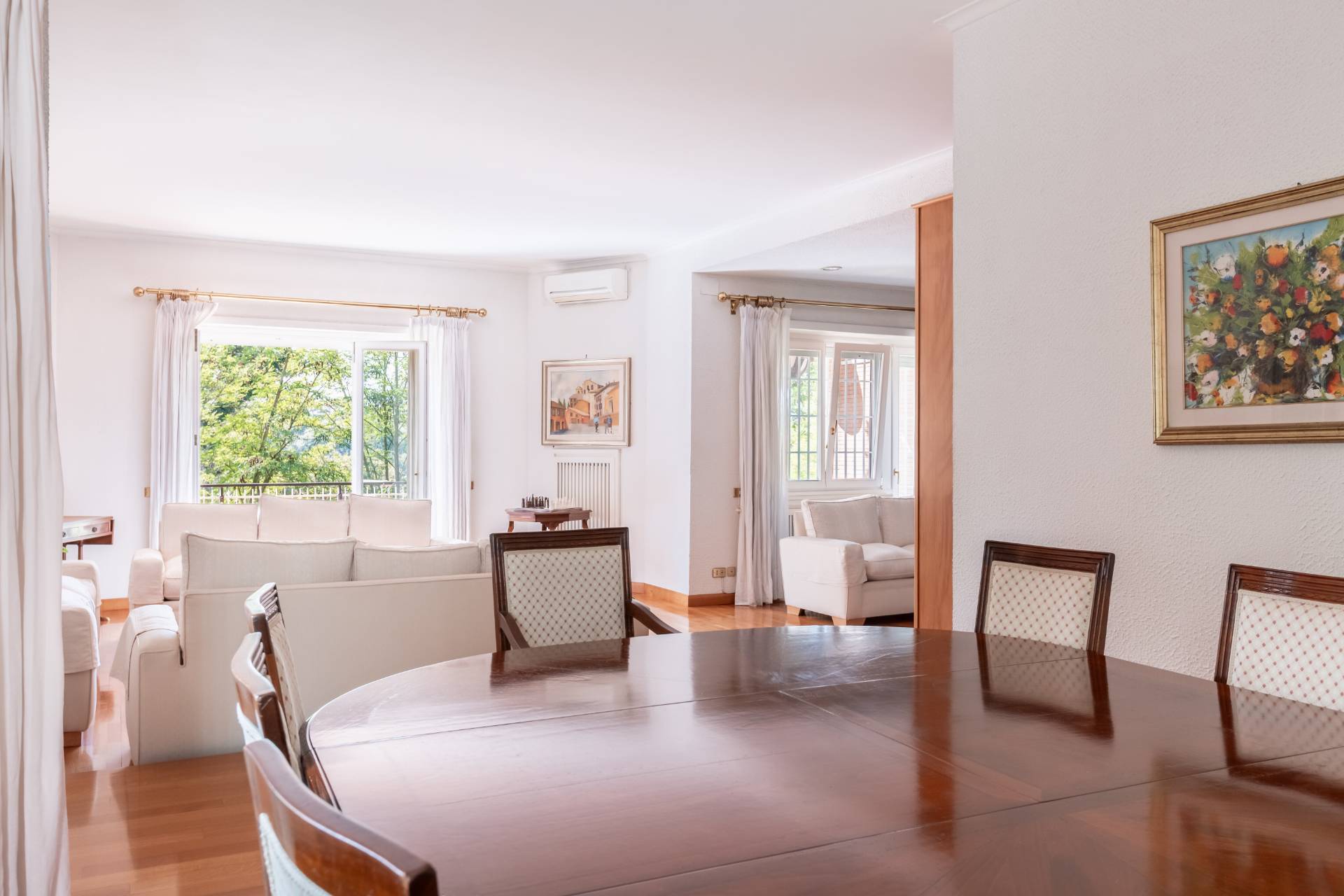 Roma, Roma, 00100, IT, 4 Bedrooms Bedrooms, ,4 BathroomsBathrooms,Residential,For Sale,1927135