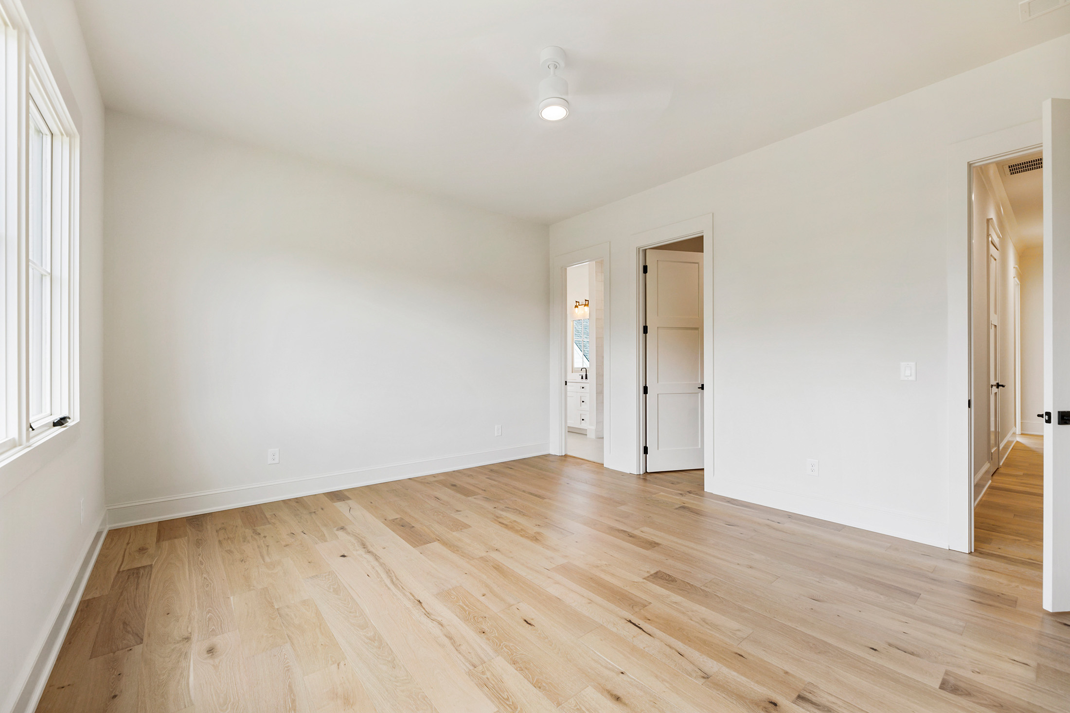  Home Offers a Rare Combination of Sophistication and Livability - 物件實景