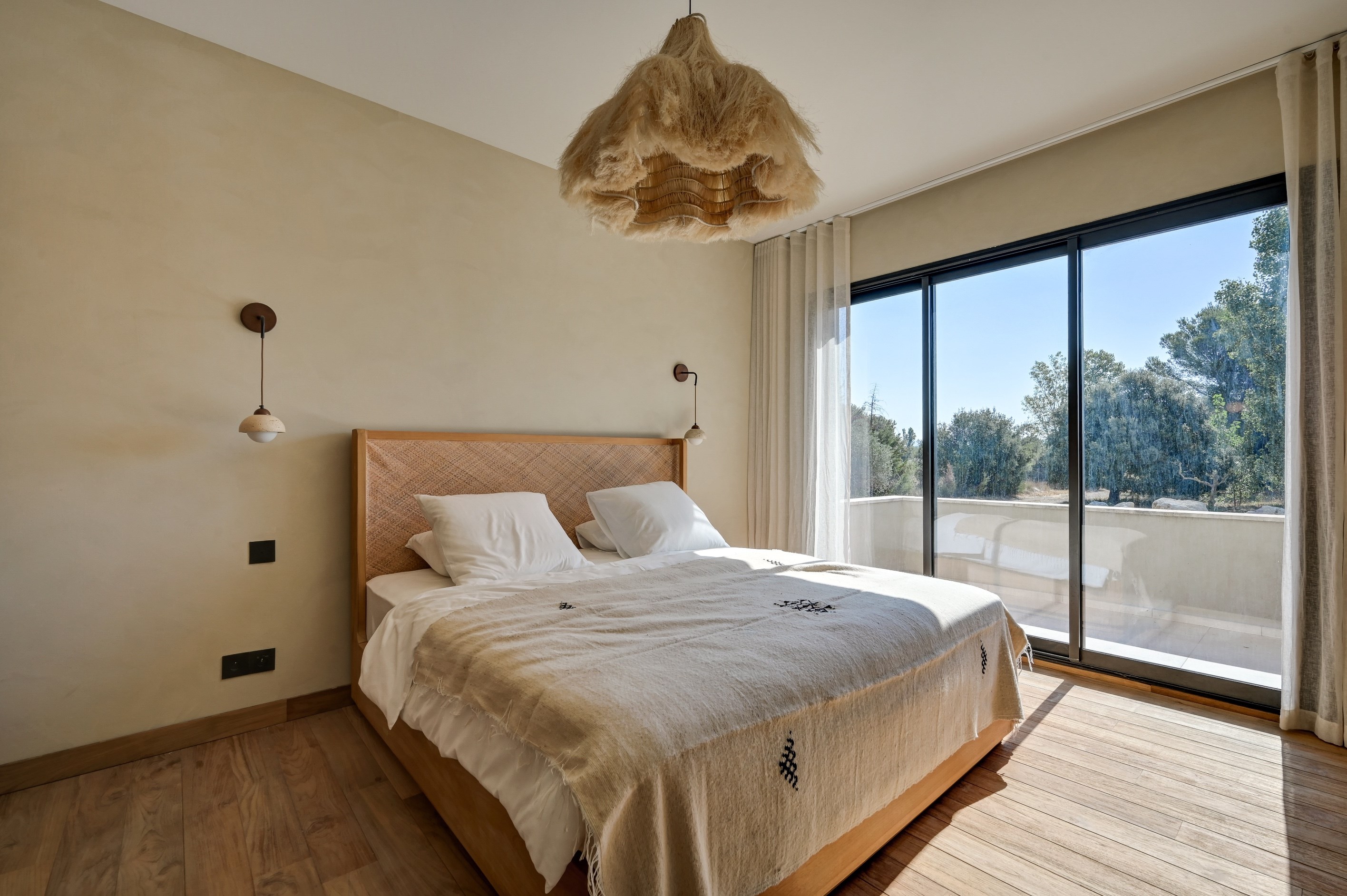  Fully equipped contemporary villa, with views of the Parc naturel régional des … - 物件實景