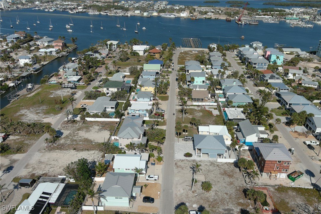 Fort Myers Beach, Florida, 33931, United States, 3 Bedrooms Bedrooms, ,2 BathroomsBathrooms,Residential,For Sale,1895274