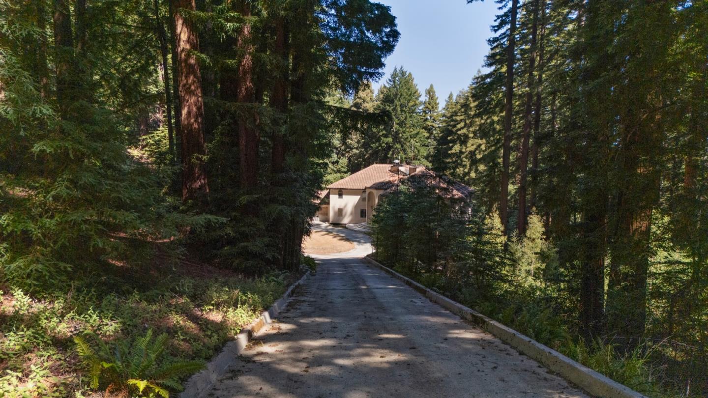 Woodside, California, 94062, United States, 4 Bedrooms Bedrooms, ,8 BathroomsBathrooms,Residential,For Sale,1987934