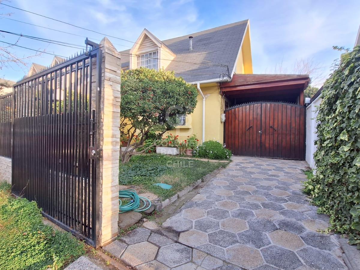 Peñalolén, Chile, 3 Bedrooms Bedrooms, ,2 BathroomsBathrooms,Residential,For Sale,1898382