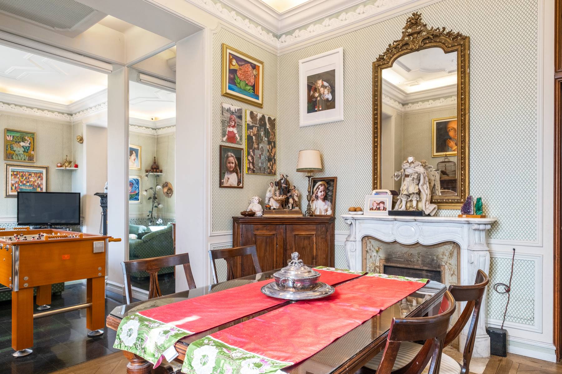Luino, Varese, 21016, IT, 9 Bedrooms Bedrooms, ,10 BathroomsBathrooms,Residential,For Sale,1804075