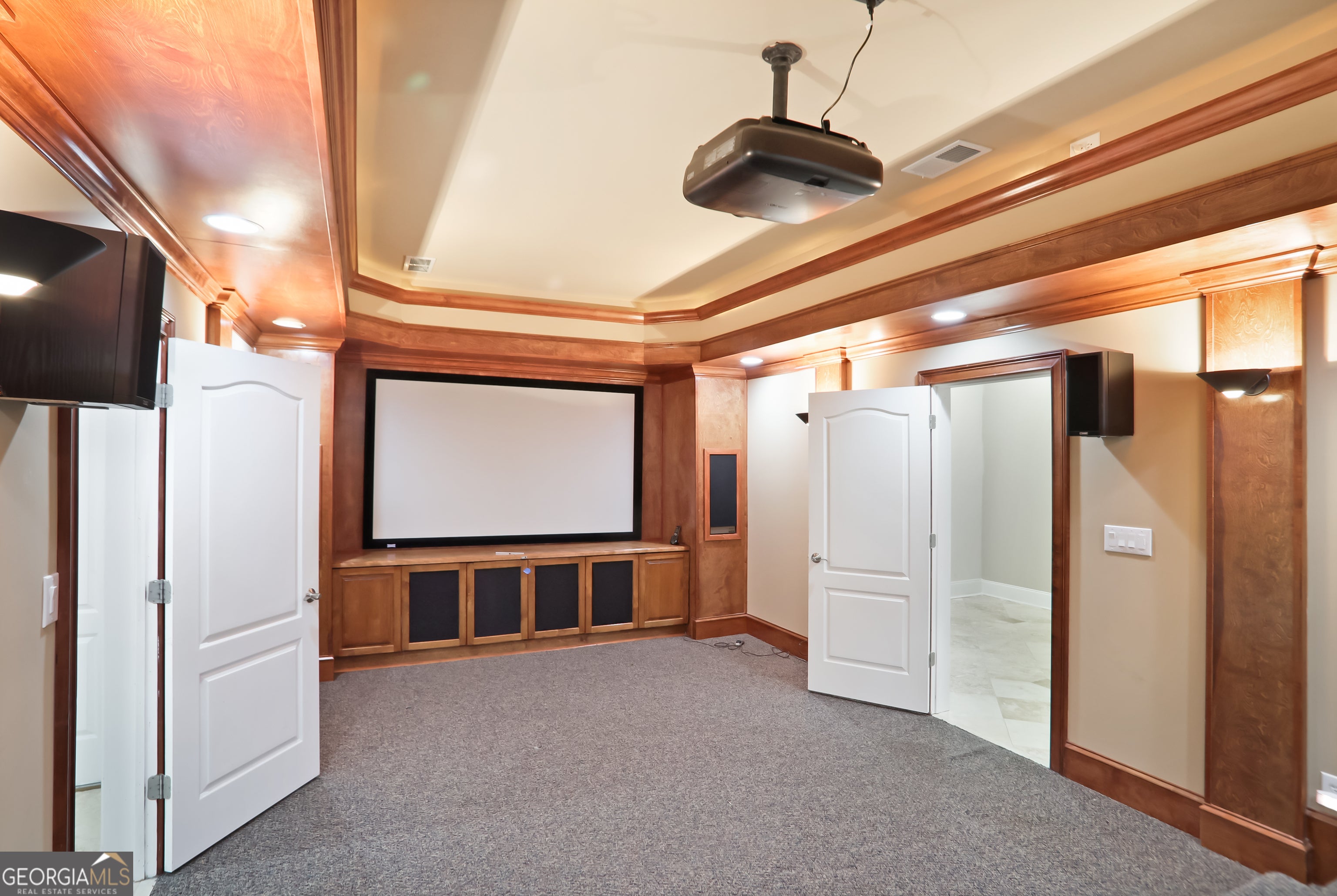 Atlanta, Georgia, 30331, United States, 6 Bedrooms Bedrooms, ,7 BathroomsBathrooms,Residential,For Sale,1926929