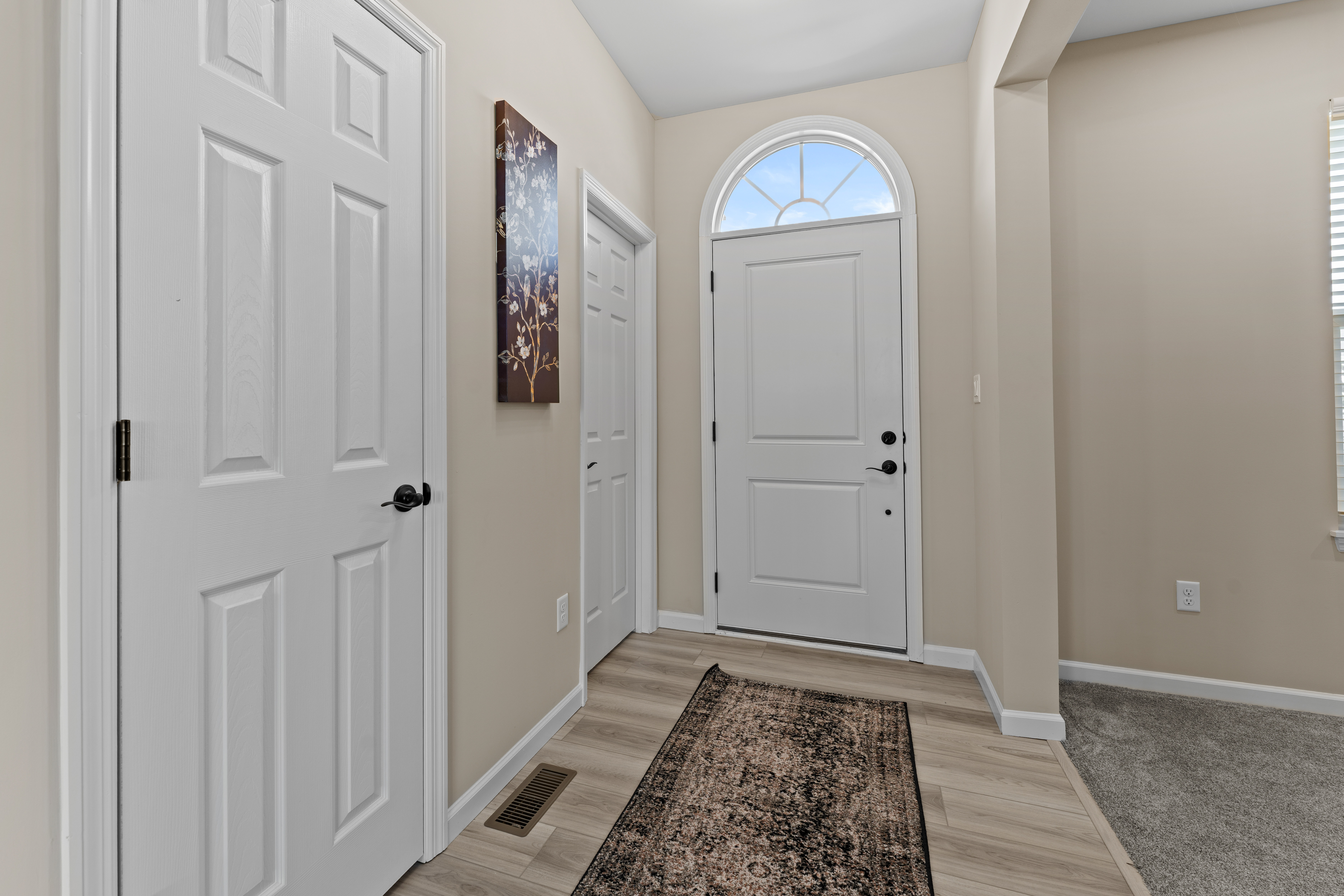  Charming Modern Home with Upgrades & Flex-Space - 物件實景