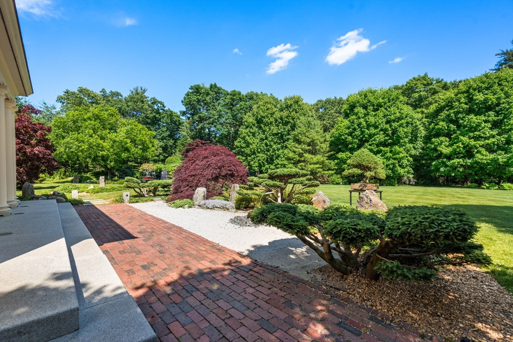 Concord, Massachusetts, 01742, United States, 6 Bedrooms Bedrooms, ,9 BathroomsBathrooms,Residential,For Sale,1794135