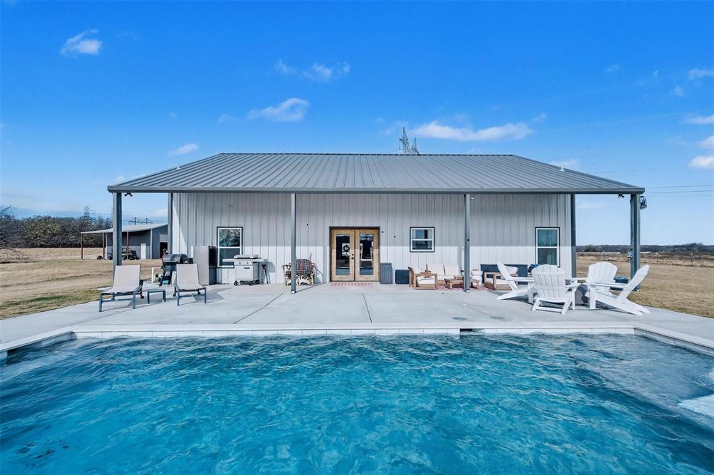 Alvord, Texas, 76225, United States, 3 Bedrooms Bedrooms, ,2 BathroomsBathrooms,Residential,For Sale,2006100