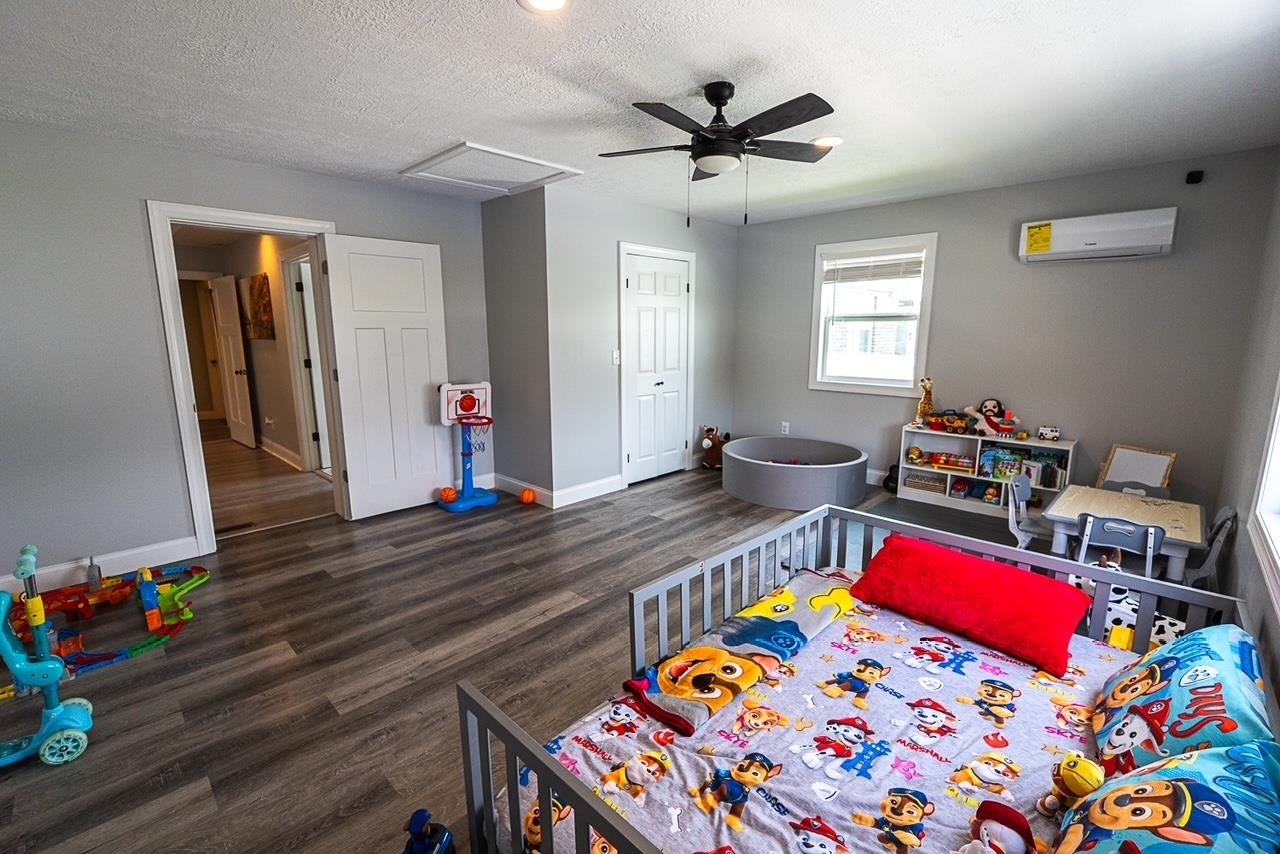 Proctorville, Ohio, 45669, United States, 5 Bedrooms Bedrooms, ,3 BathroomsBathrooms,Residential,For Sale,2049008