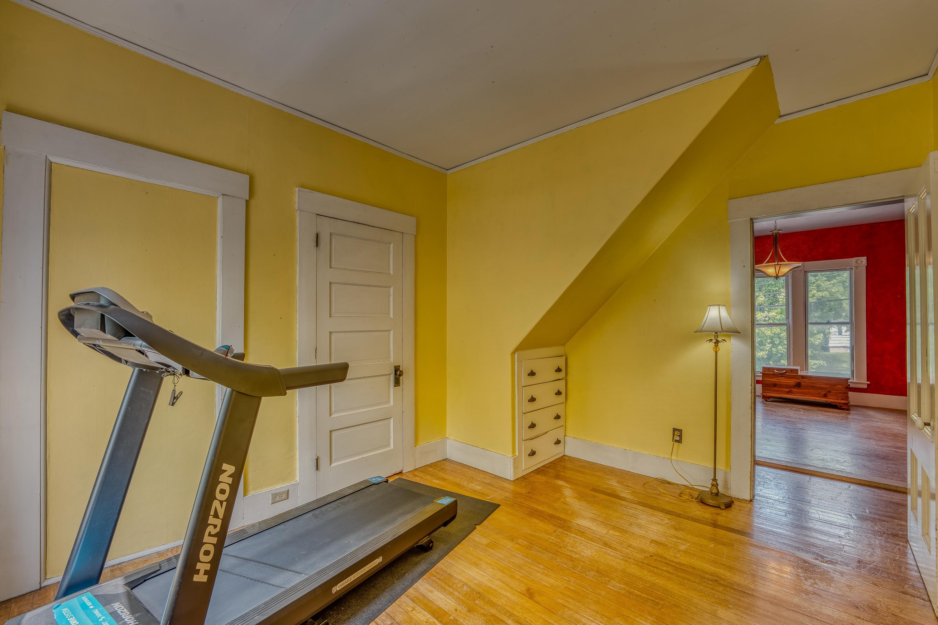 Littleton, New Hampshire, 03561, United States, 5 Bedrooms Bedrooms, ,1 BathroomBathrooms,Residential,For Sale,1856478