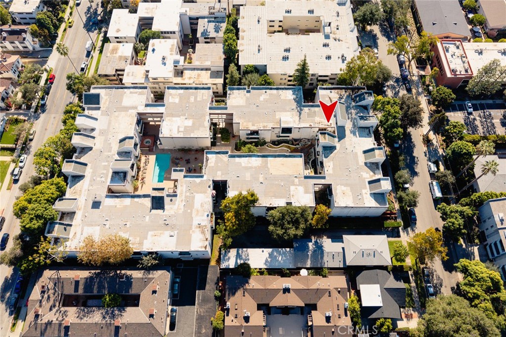 Pasadena, California, 91101, United States, 2 Bedrooms Bedrooms, ,1 BathroomBathrooms,Residential,For Sale,2002263