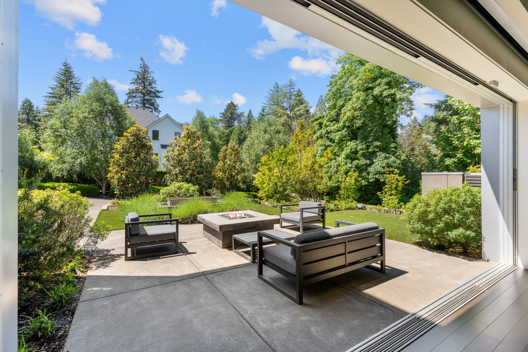  1510 S BUDDINGTON ST Portland, OR 97219 - 物件實景