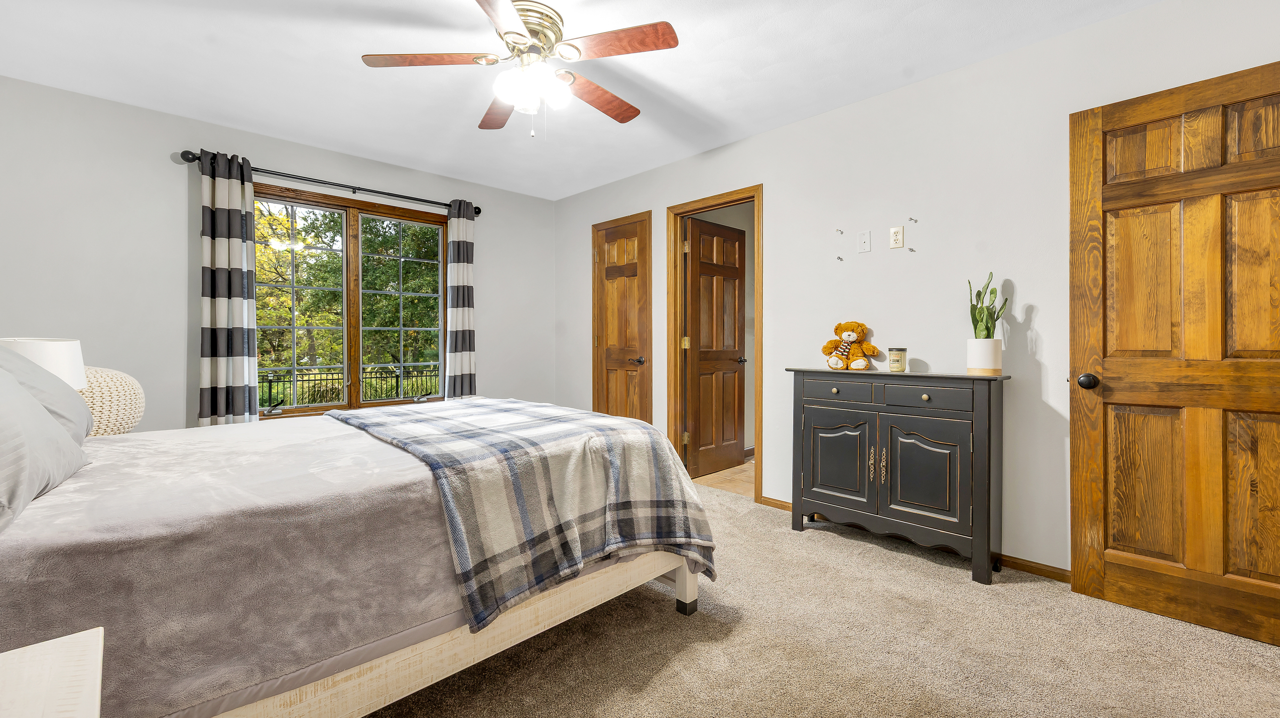 Waterloo, Illinois, 62298, United States, 3 Bedrooms Bedrooms, ,3 BathroomsBathrooms,Residential,For Sale,1986147