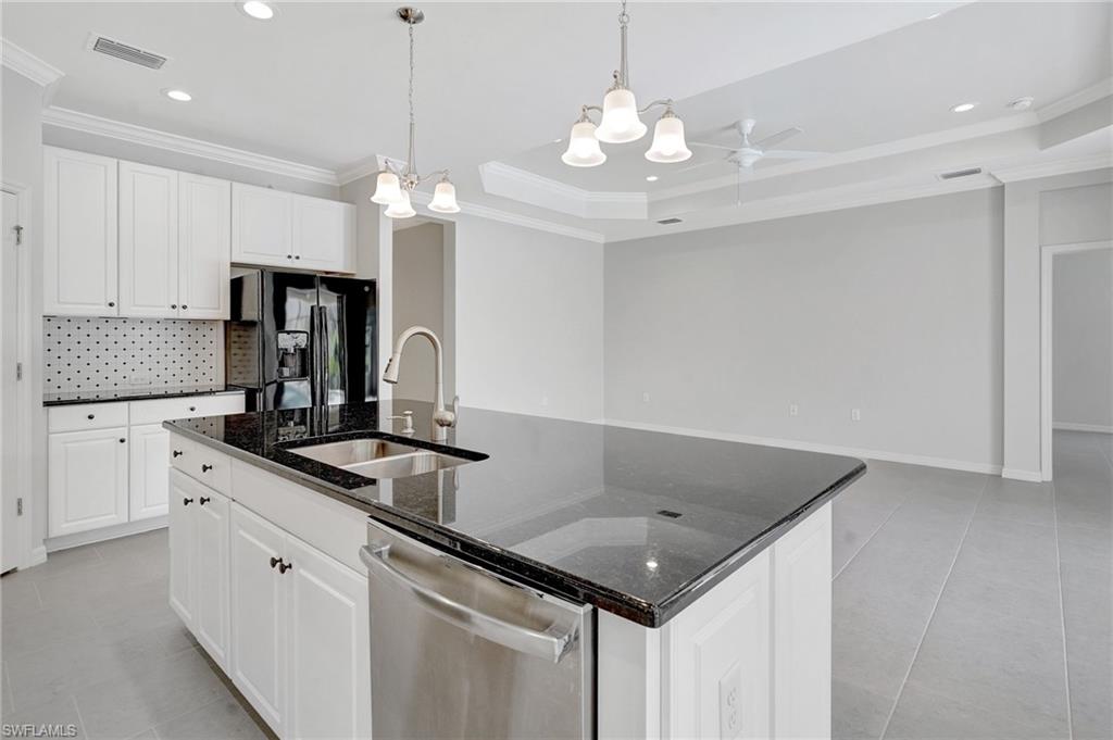 Fort Myers, Florida, 33905, United States, 3 Bedrooms Bedrooms, ,3 BathroomsBathrooms,Residential,For Sale,1762206