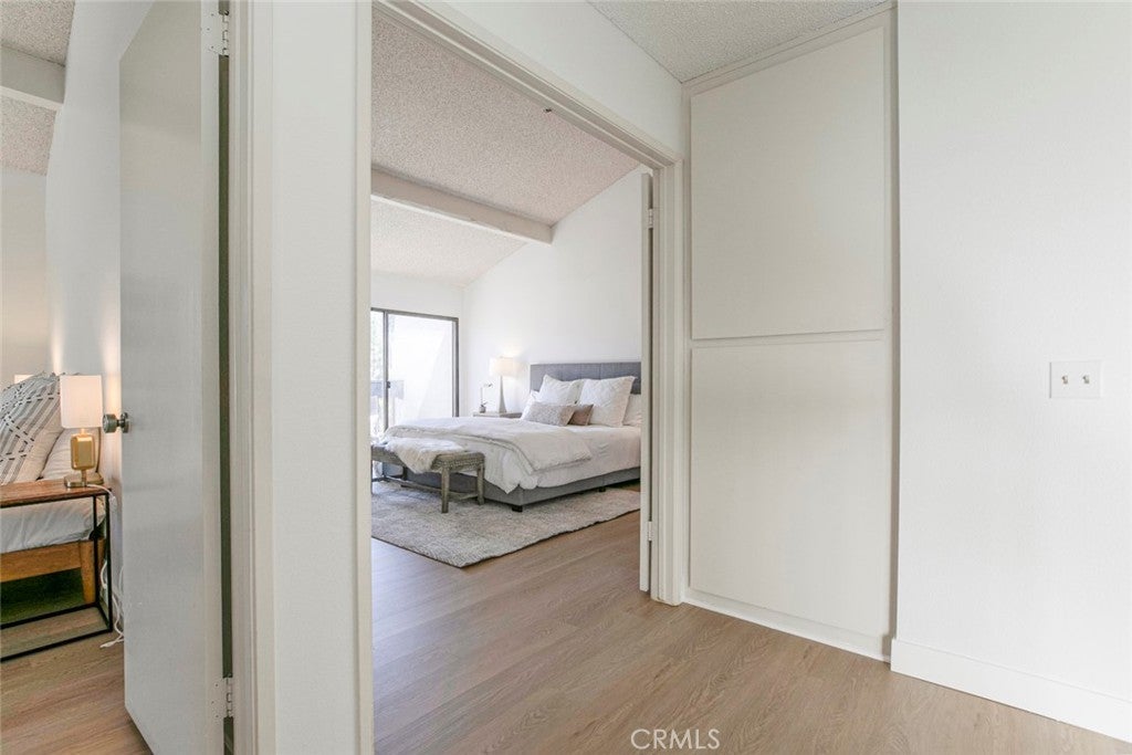Glendale, California, 91206, United States, 2 Bedrooms Bedrooms, ,3 BathroomsBathrooms,Residential,For Sale,1941682