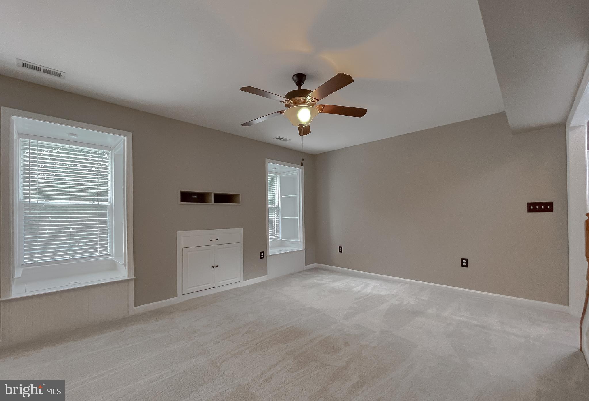 Saint Inigoes, Maryland, 20684, United States, 4 Bedrooms Bedrooms, ,4 BathroomsBathrooms,Residential,For Sale,1935766