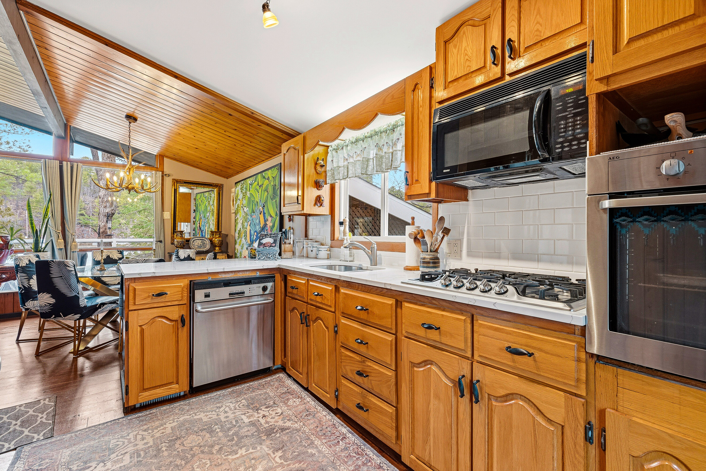  Oh, What a Lake - 物件實景