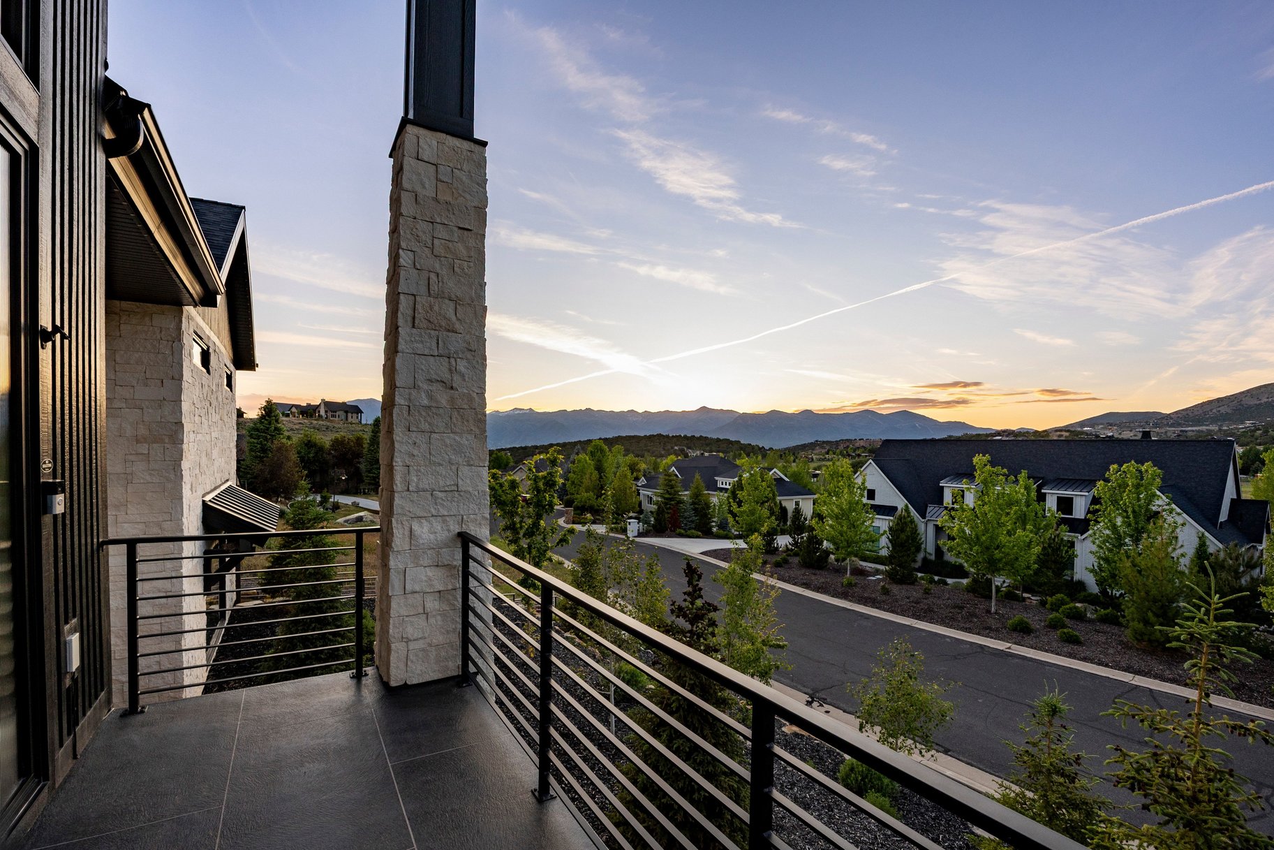  Nearly New Luxury Home with ADU, Views & Chef