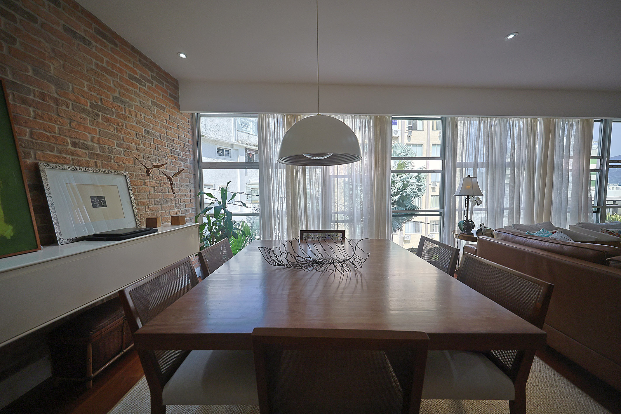  Lagoa  Sacopã Street  3 Bedrooms  1 Suite  1 Parking Space  Fully Renovated - 物件實景