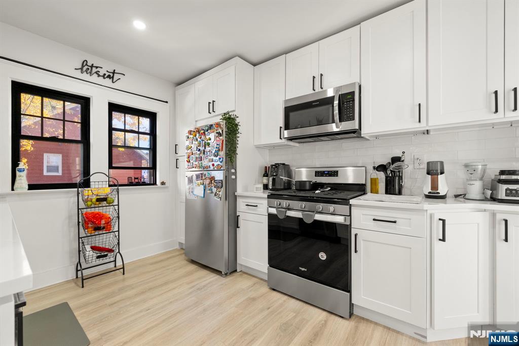 Rutherford, New Jersey, 07070, United States, 4 Bedrooms Bedrooms, ,2 BathroomsBathrooms,Residential,For Sale,1977707