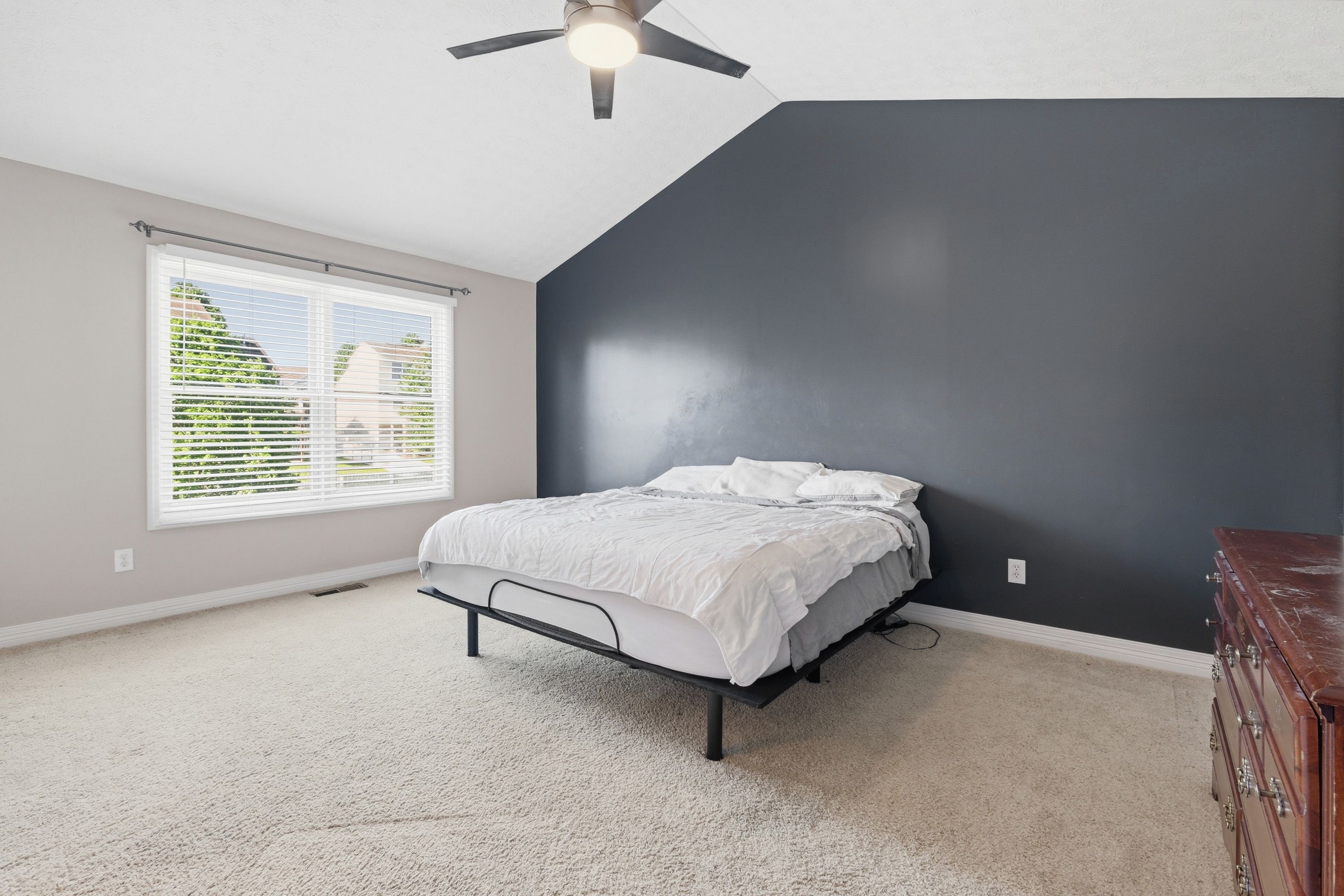  11812 Garden Grove Way, Louisville, KY 40299 - 物件實景