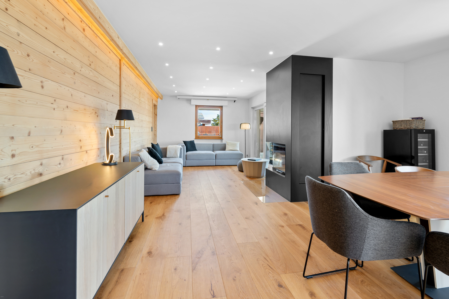  Fully renovated penthouse with a panoramic terrace and breathtaking vi - 物件實景