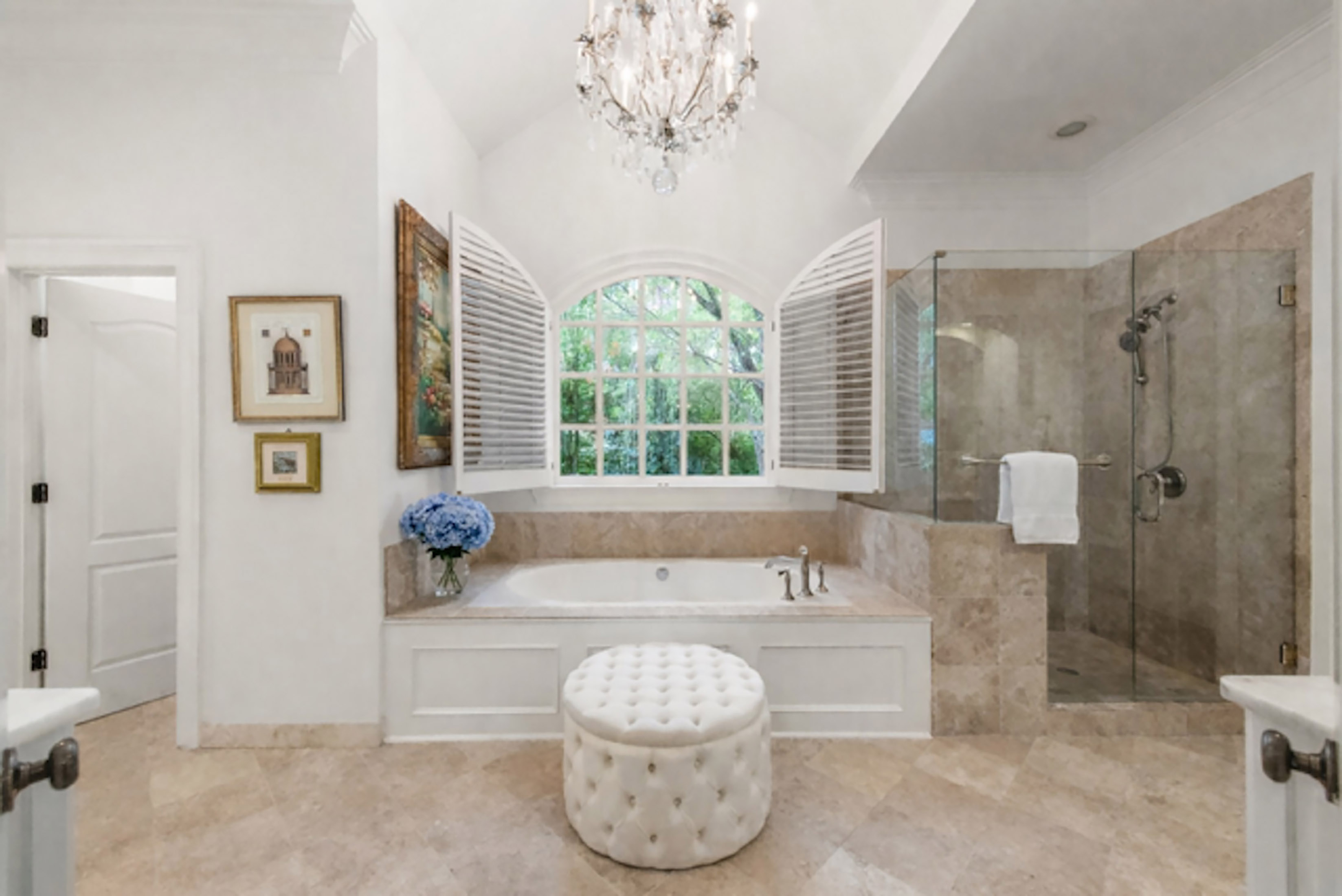  Magnificent Gated Vinings Estate Blends Elegance, Comfort and Lifestyle - 物件實景