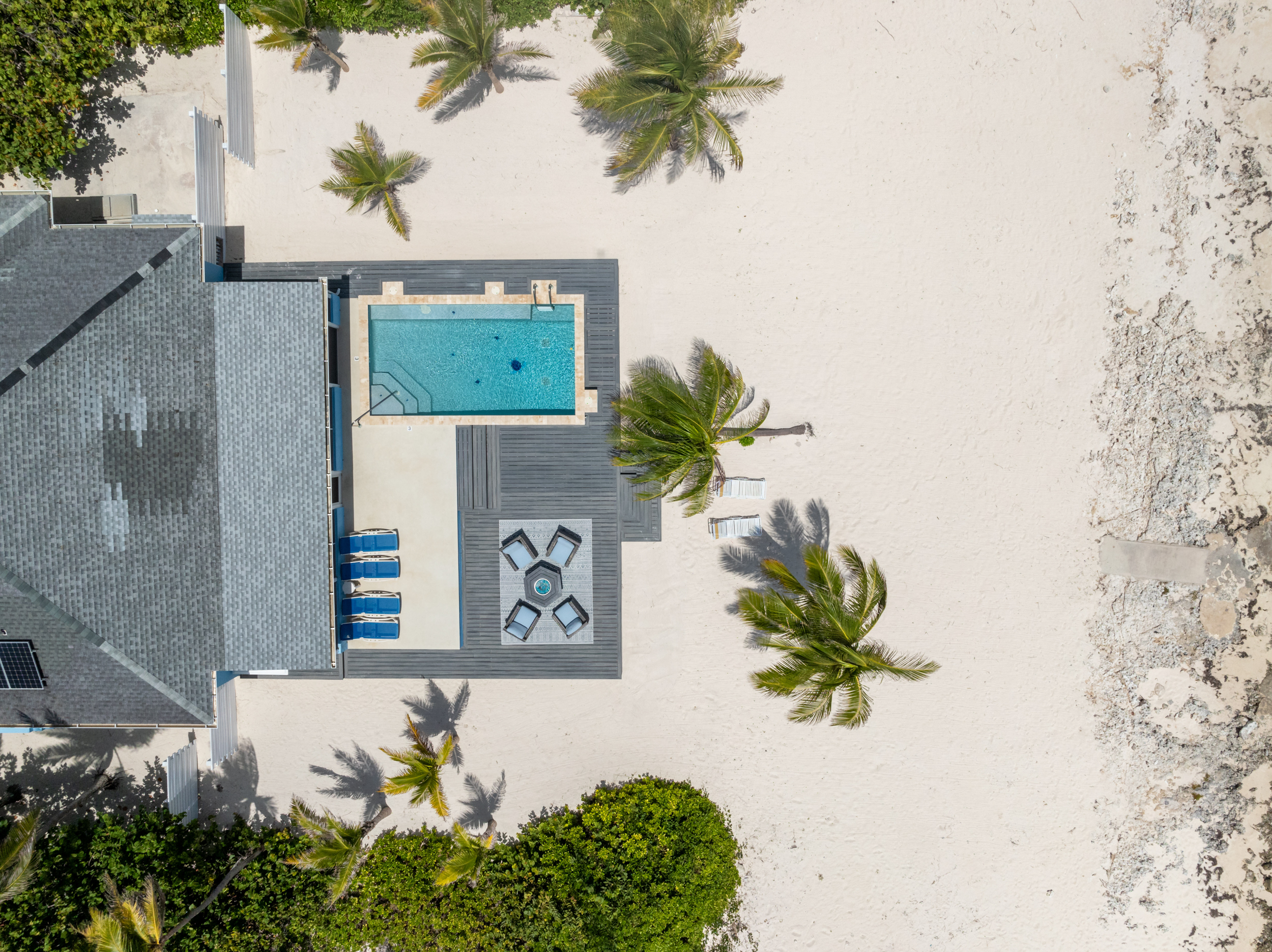  No Big Ting - Cayman Kai beachfront - 物件實景