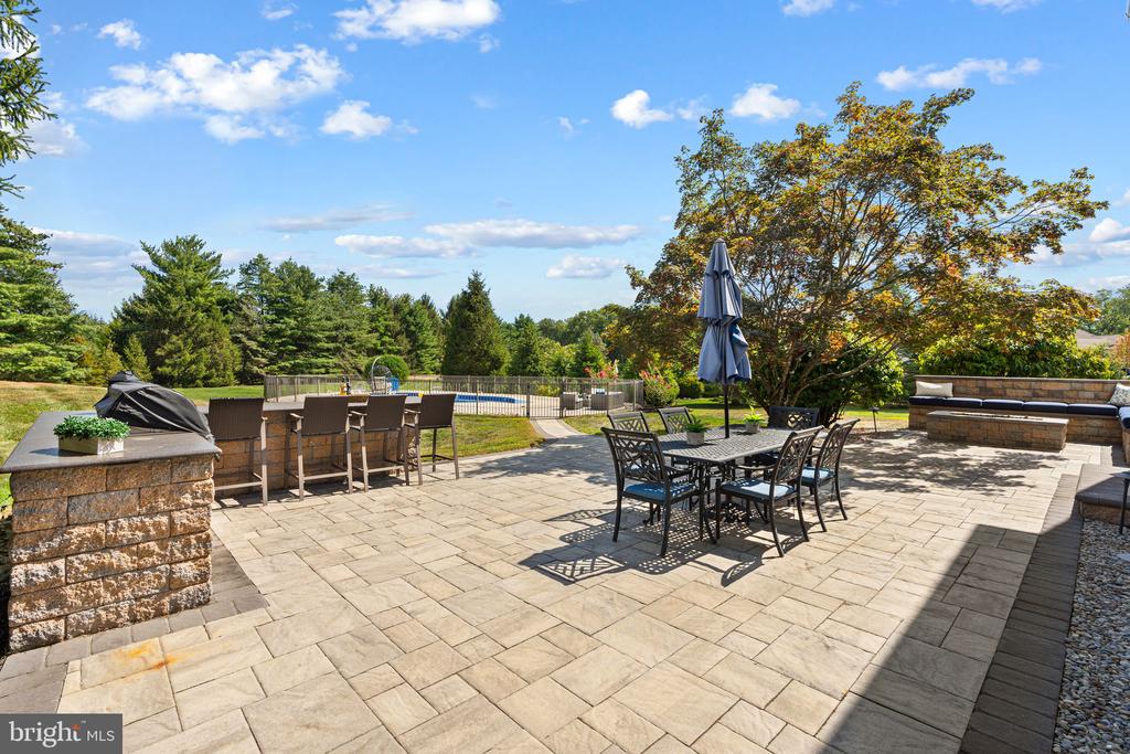 Newtown, Pennsylvania, 18940, United States, 4 Bedrooms Bedrooms, ,4 BathroomsBathrooms,Residential,For Sale,1941043