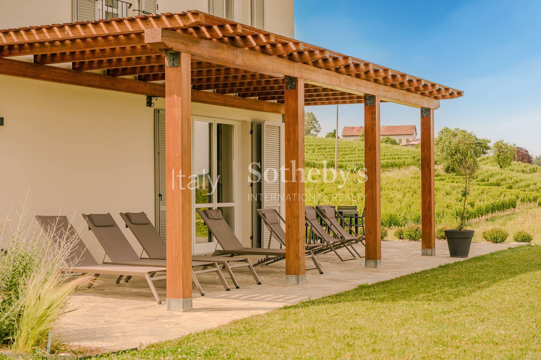  Elegant Villa amongst Nizza Monferrato