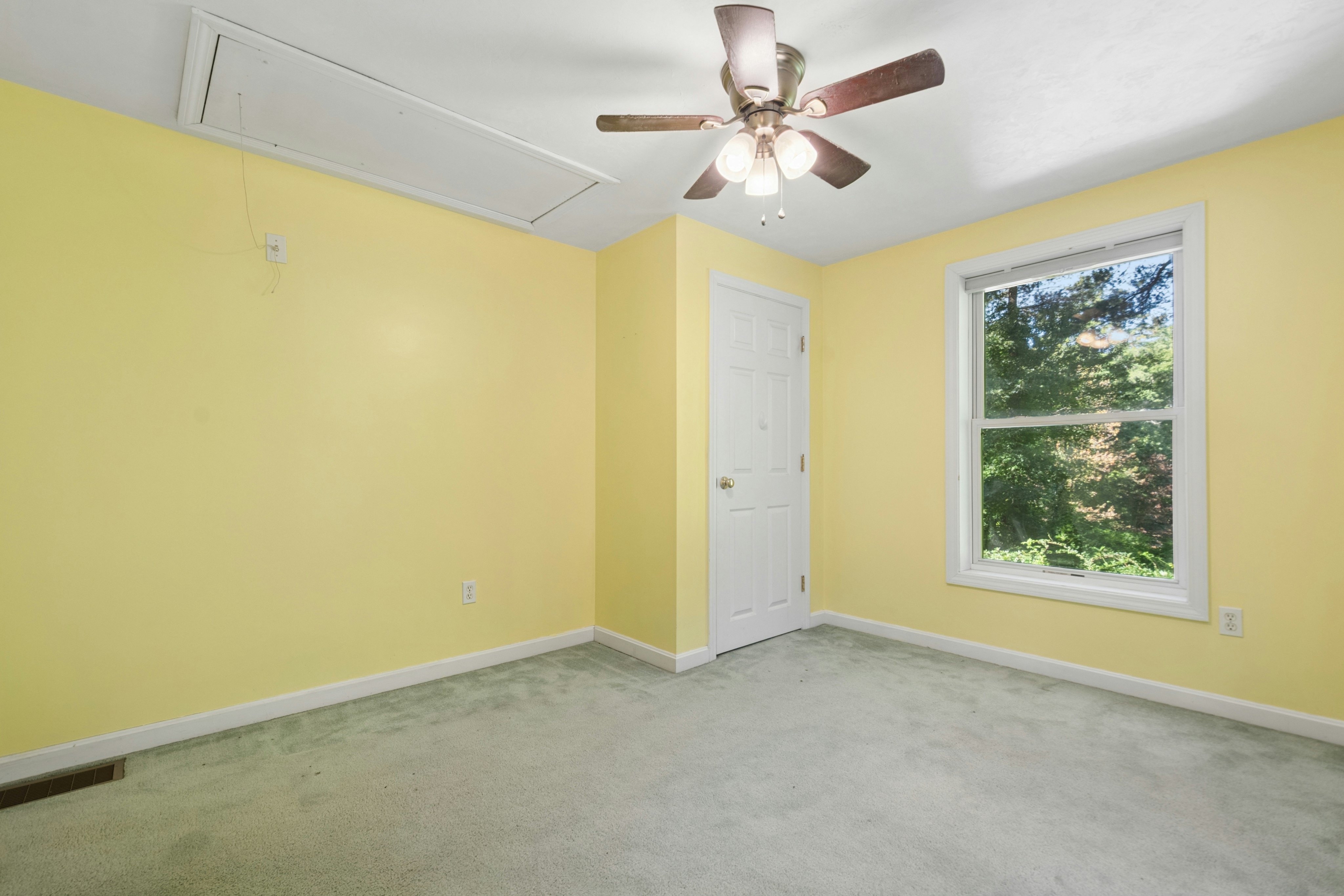  13 Calvin Street, Ayer, MA 01432 - 物件實景