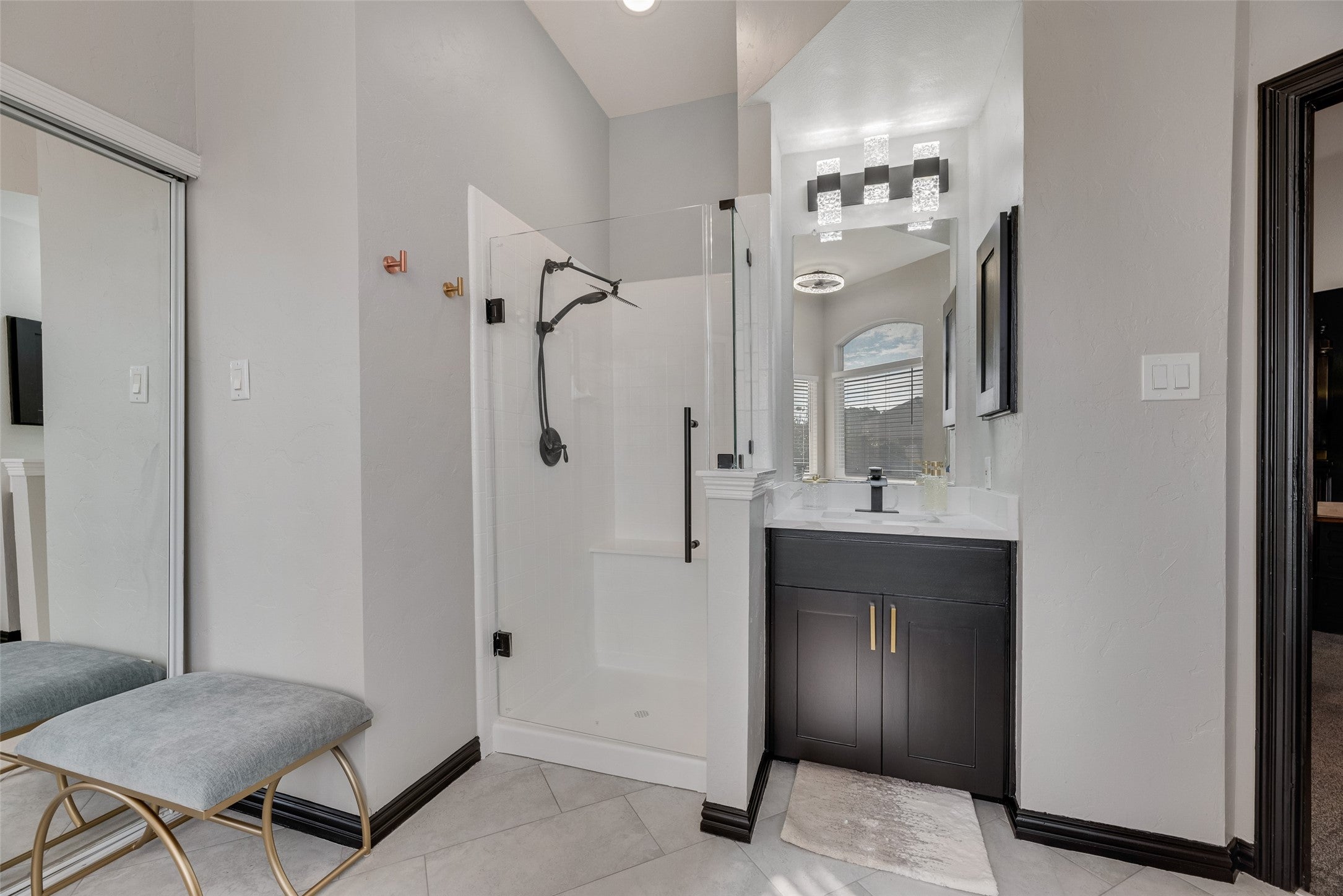 Keller, Texas, 76248, United States, 4 Bedrooms Bedrooms, ,3 BathroomsBathrooms,Residential,For Sale,1977513