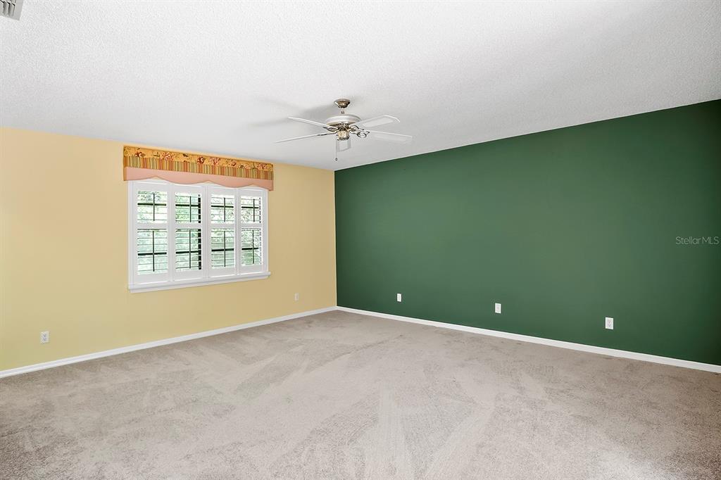 Weeki Wachee, Florida, 34607, United States, 4 Bedrooms Bedrooms, ,5 BathroomsBathrooms,Residential,For Sale,2009705