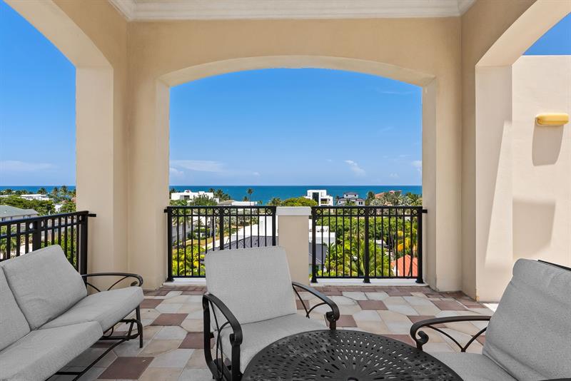 Fort Lauderdale, Florida, 33305, United States, 3 Bedrooms Bedrooms, ,4 BathroomsBathrooms,Residential,For Sale,1926313