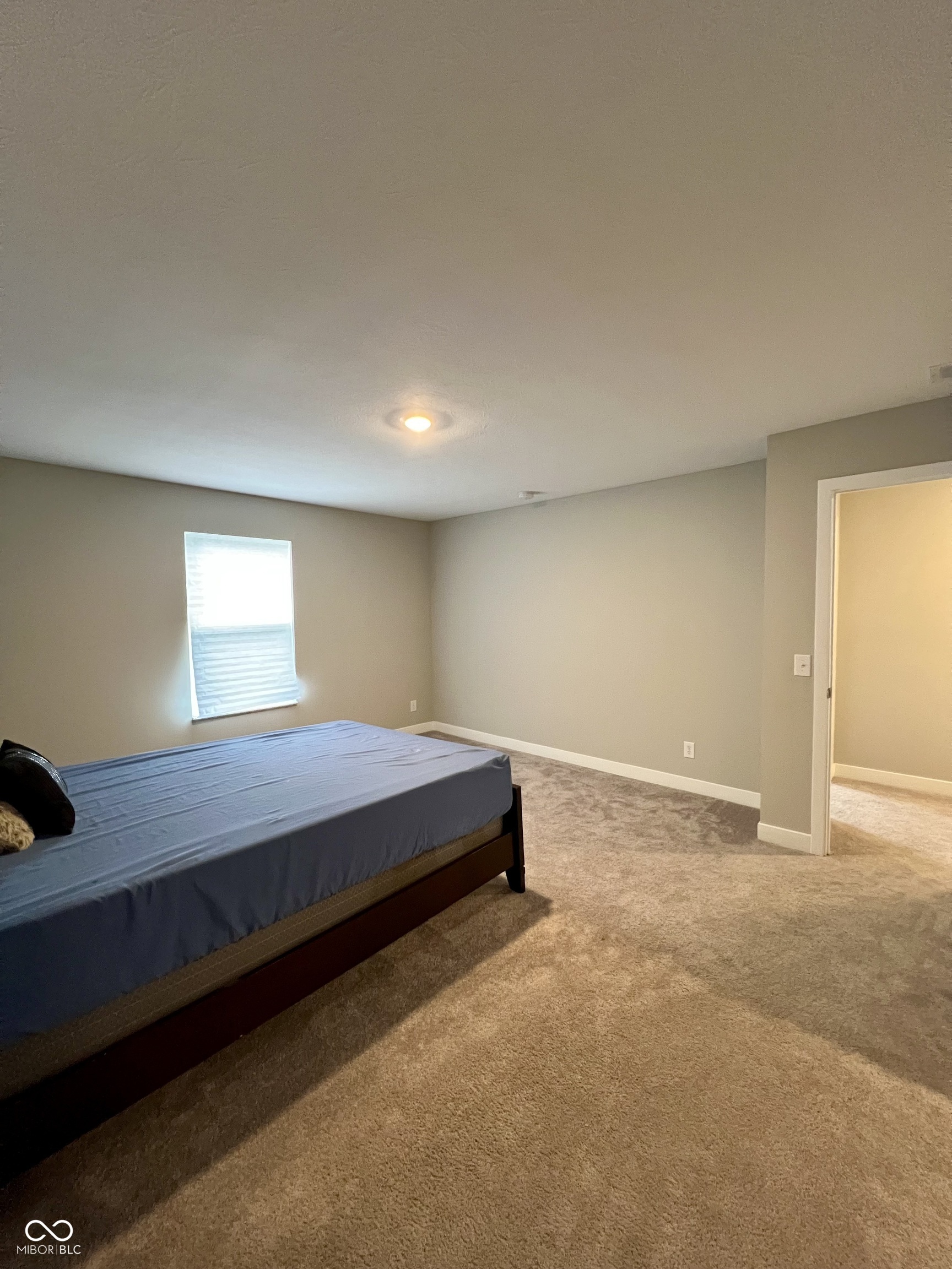 Greenwood, Indiana, 46143, United States, 5 Bedrooms Bedrooms, ,4 BathroomsBathrooms,Residential,For Sale,1976325