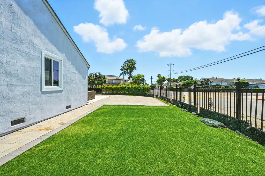 San Mateo, California, 94401, United States, 3 Bedrooms Bedrooms, ,2 BathroomsBathrooms,Residential,For Sale,1917266