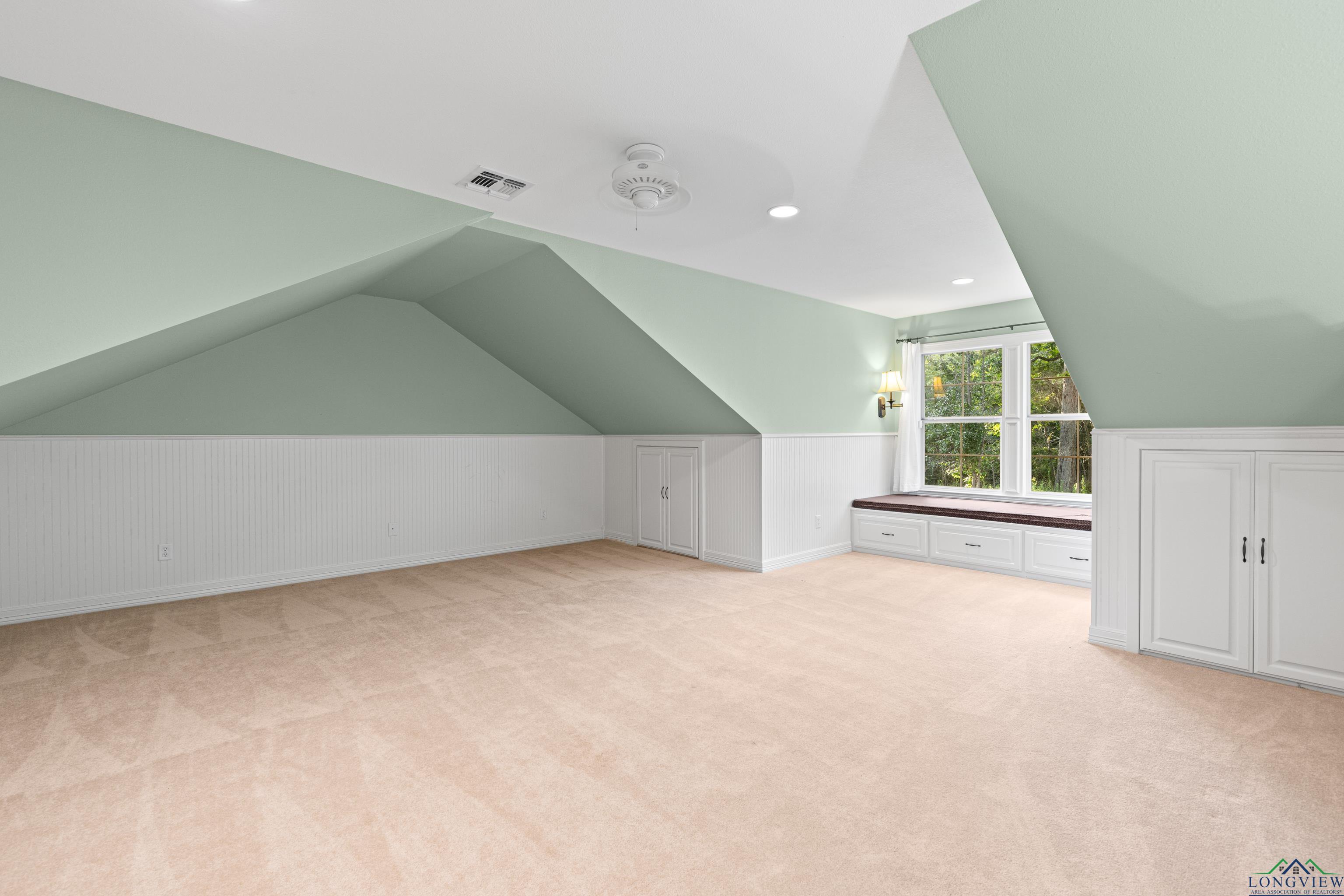 Longview, Texas, 75605, United States, 4 Bedrooms Bedrooms, ,6 BathroomsBathrooms,Residential,For Sale,1907778