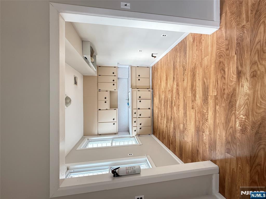 Garfield, New Jersey, 07026, United States, 3 Bedrooms Bedrooms, ,2 BathroomsBathrooms,Residential,For Sale,1998412