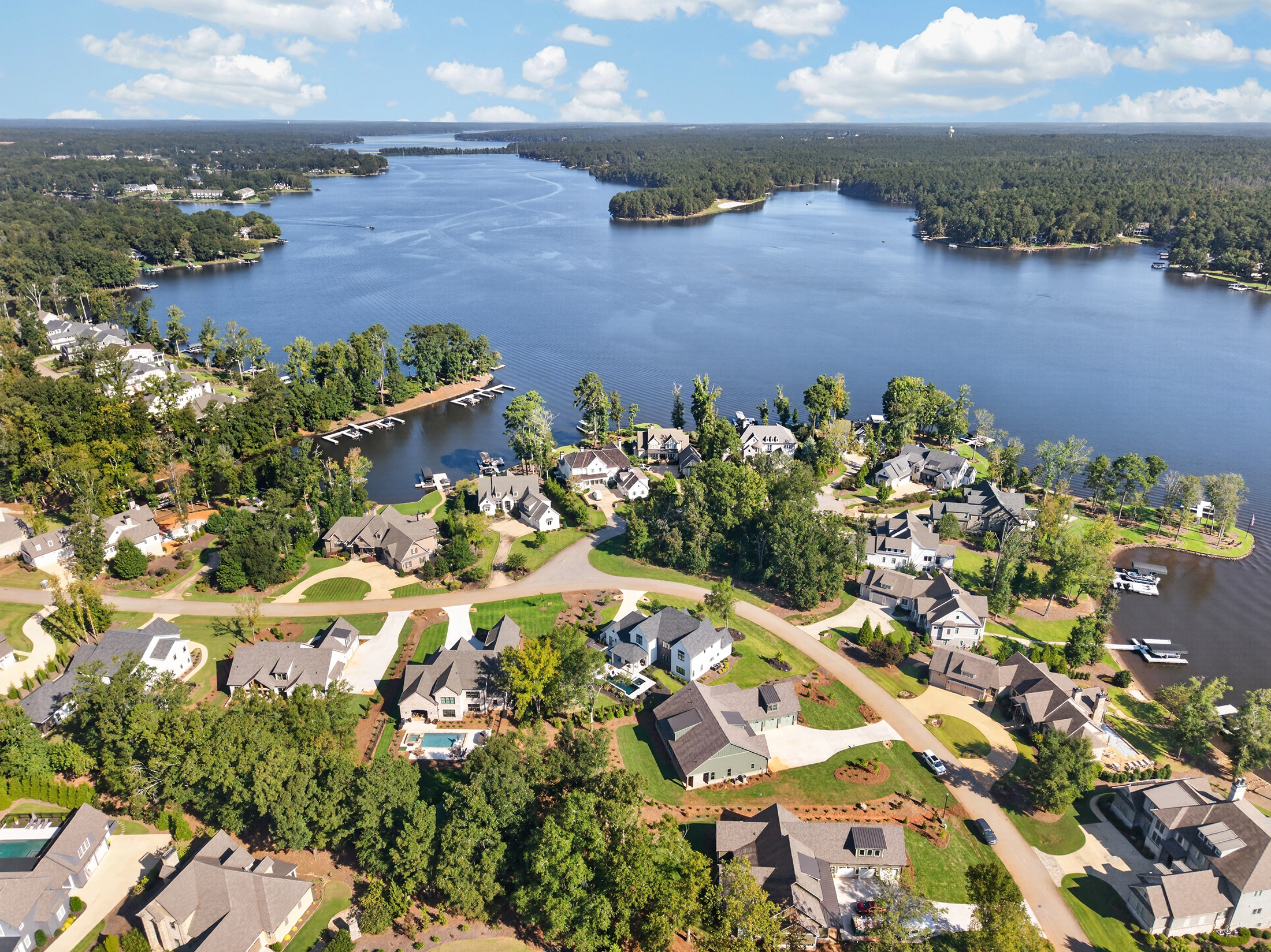  Stunning New Home by Green Park Homes in Sought-after Cuscowilla Community - 物件實景