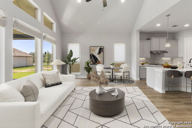 San Antonio, Texas, 78260, United States, 4 Bedrooms Bedrooms, ,4 BathroomsBathrooms,Residential,For Sale,1994565