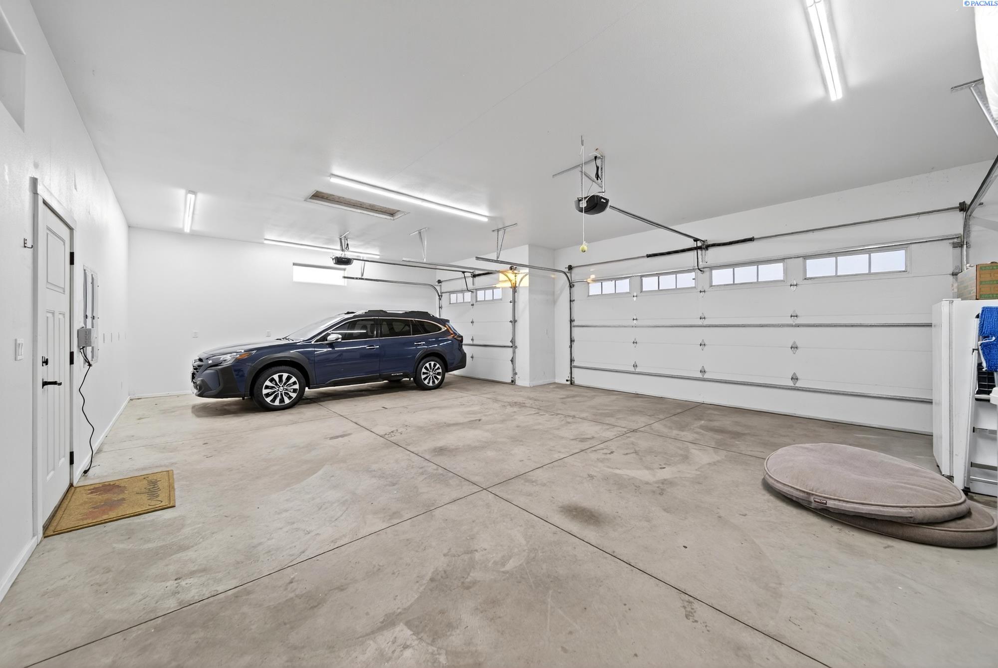 Prosser, Washington, 99350, United States, 3 Bedrooms Bedrooms, ,1 BathroomBathrooms,Residential,For Sale,1998379