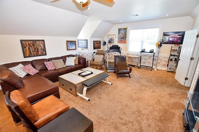 Tahlequah, Oklahoma, 74464, United States, 5 Bedrooms Bedrooms, ,5 BathroomsBathrooms,Residential,For Sale,1977859