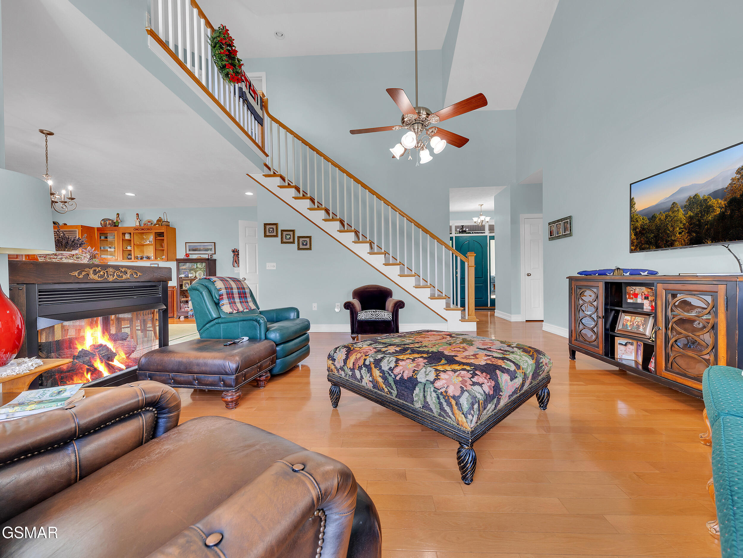 Mooresburg, Tennessee, 37811, United States, 2 Bedrooms Bedrooms, ,4 BathroomsBathrooms,Residential,For Sale,1861149