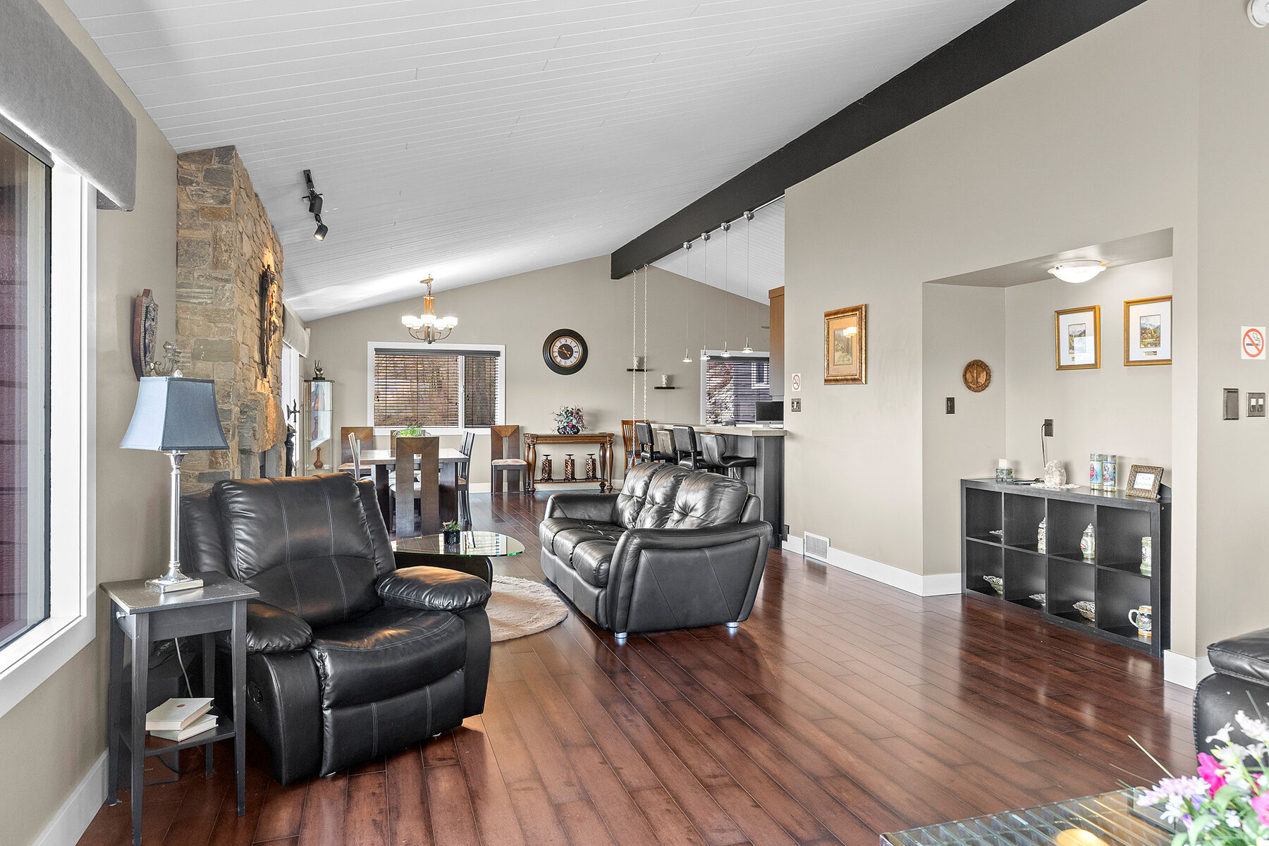  Timeless Design with a Pool - 物件實景