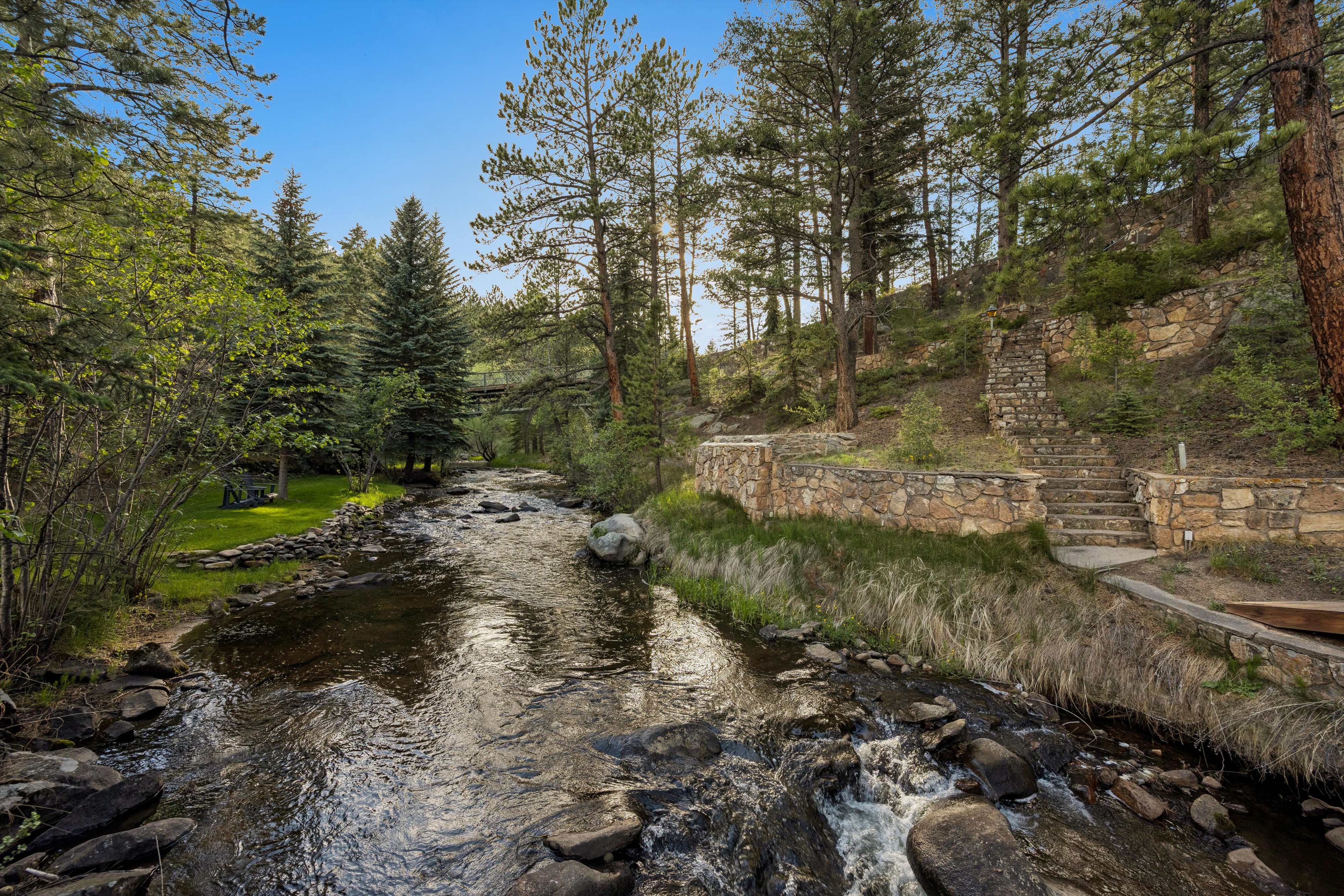  Luxury Mountain Estate in Celebrated Upper Bear Creek - 物件實景