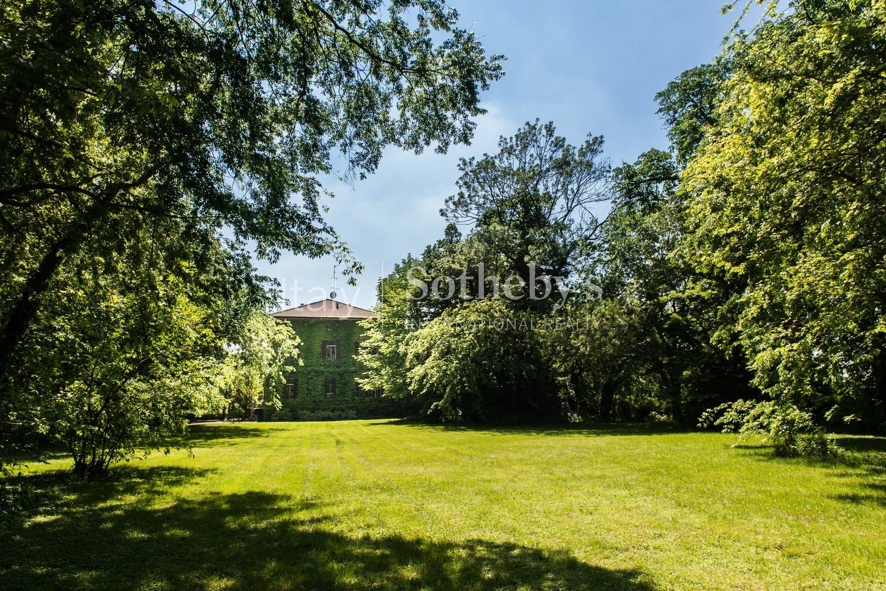  Historic villa with large park in the countryside of Cremona - 物件實景